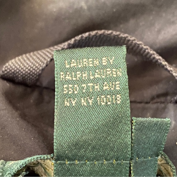 Ralph Lauren Active zippered vest, Black w/white details, sized Large - Picture 7 of 8